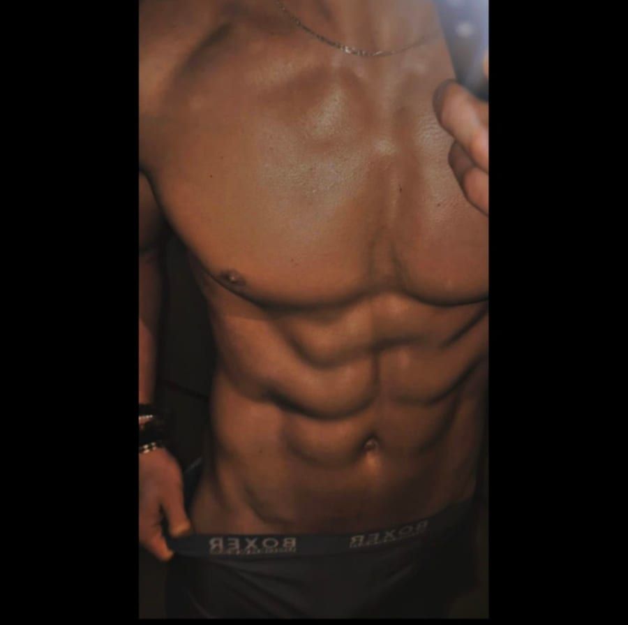 Mohamed-rayane - Gay male à Zwillikon Profil de Mohamed-rayane, 27 ans, Gay male à Zwillikon (Zurich)